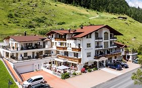 Hotel Alpinjuwel 3